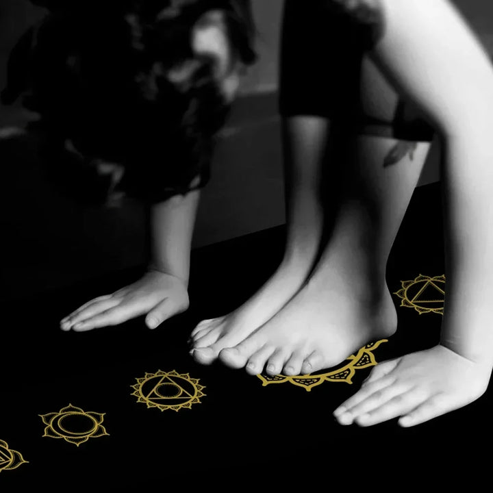 Translation missing: en.Mandala Flow Yoga Mat – 5mm Non-Slip, Extra-Wide Natural Rubber Mat with Alignment Support. Available in 3 Designs. Limited Stock