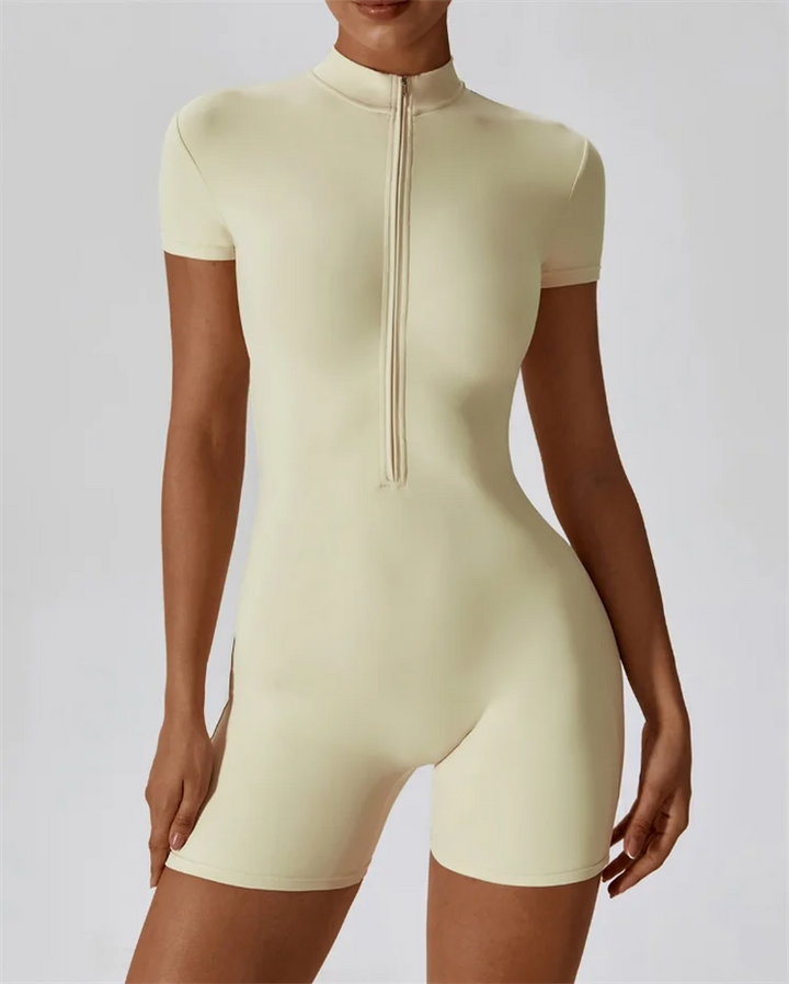 Translation missing: en.Fitted Yoga Bodysuit – Short Sleeve with Collar &amp; Half Zip. High-Stretch Comfort for Everyday Movement.  Available in 4 Colours