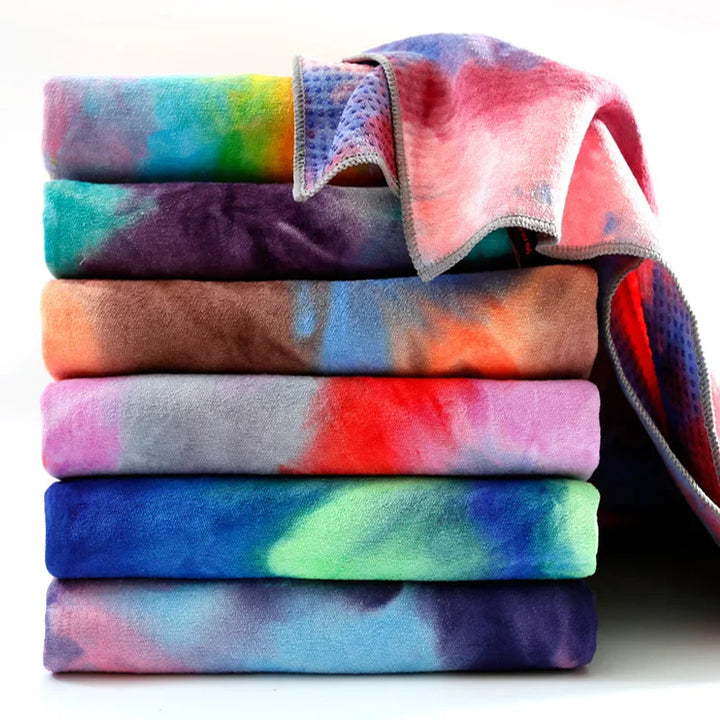 Translation missing: en.Essential Yoga Towel – Non-Slip, Quick-Drying Microfibre Towel for Yoga &amp; Pilates. 183cm x 63cm. Available in 8 eye-catching colours