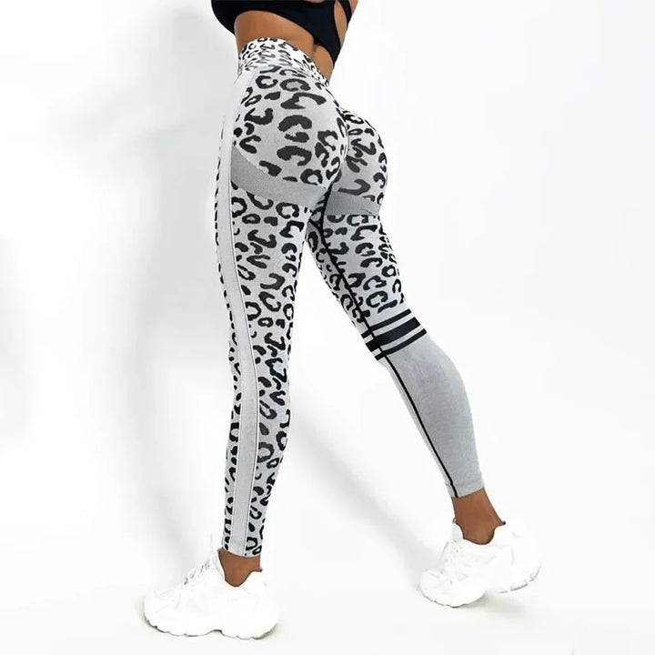 Translation missing: en.Seamless Leopard Yoga Leggings – High-Waist Support with Sculpting Comfort.  Available in 4 Leopard Print Colours