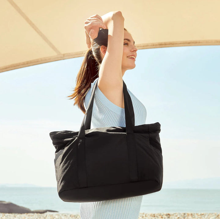 Translation missing: en.Women's Handbags - Zippered Tote Bag - Large Shoulder Bag - School Bag - Crossbody Bag - Laptop Bag - Handbag - Tote Bag - Weekend Bag - Shopping Bag - Beach Bag - Yoga/Fitness/Travel Bag - Black