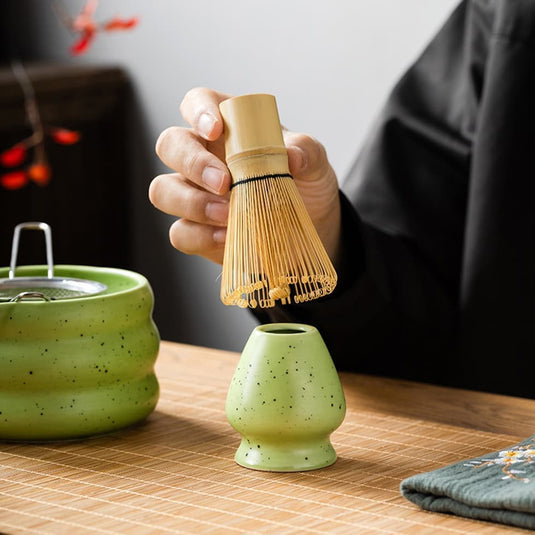 Translation missing: en.7-Piece Ceramic Matcha Tea Set with Bowl Whisk and Accessories, Green