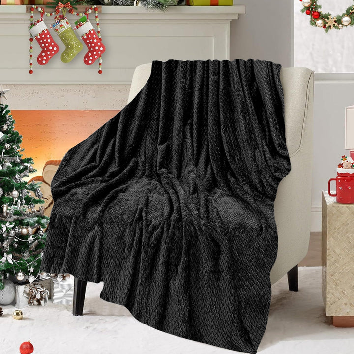Translation missing: en.Christmas Solid Color Blanket, 59x39" Soft Warm Throw Blanket, Light-weight Plush Throw Blanket for Bed Sofa Camping Airplane Holiday Black