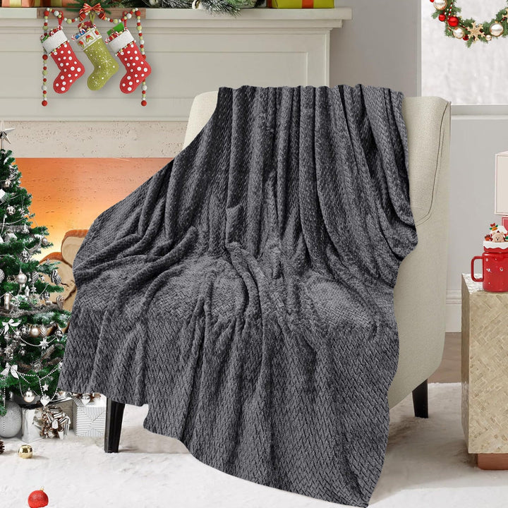 Translation missing: en.Christmas Solid Color Blanket, 59x39" Soft Warm Throw Blanket, Light-weight Plush Throw Blanket for Bed Sofa Camping Airplane Holiday Gray