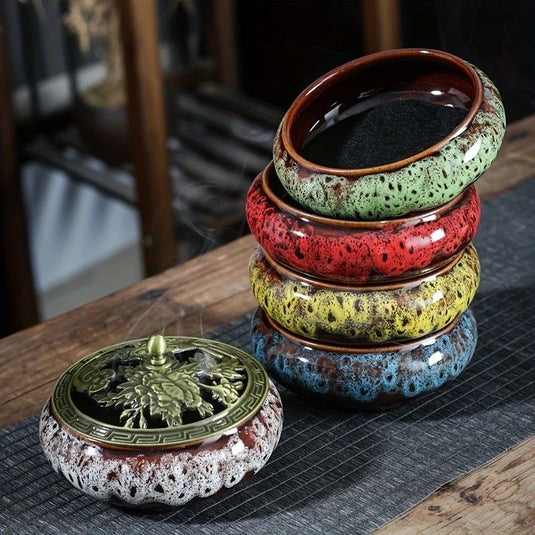Translation missing: en.Glaze-transmutation ceramic incense burner with retro copper lid, fireproof mat, and incense coil holder. Suitable for various incense types, ideal for creative home decor and festive gifting.(Kiln ash）