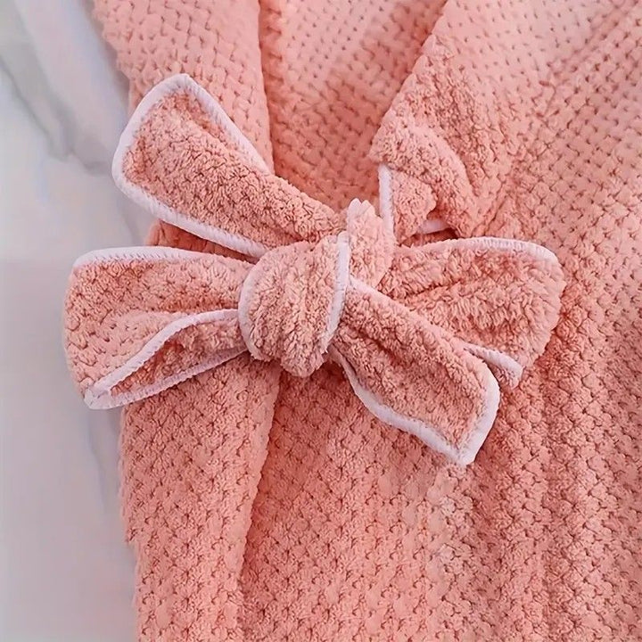 Translation missing: en.Women's Coral Fleece Pineapple Grid Two-Piece Set | Cloud-Like Touch Adjustable Bath Robe + Hair Towel, Adjustable Tie Belt, Suitable for Daily Home Use(Red bean paste purple)