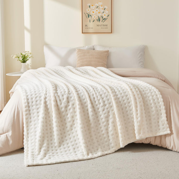 Translation missing: en.Throw Blankets for Bed Waffle White Blanket for Women Cozy Soft Fluffy Fleece Throw Blanket for Couch Lightweight Breathable Bed for All Season Cream 50x70