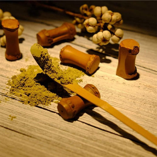 Translation missing: en.Bamboo Matcha Scoop - Traditional Chashaku Tea Spoon for Tea Ceremony - Elegant White Design - Tea Accessories - 18cm Size