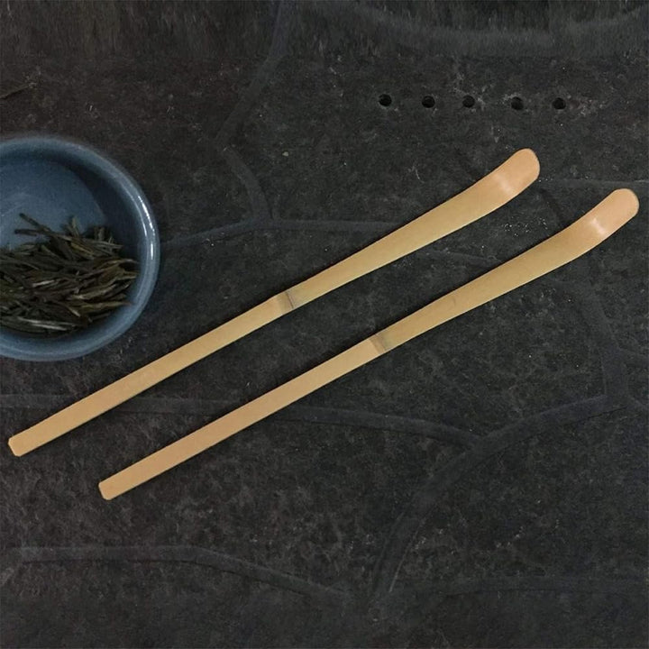 Translation missing: en.Bamboo Matcha Scoop - Traditional Chashaku Tea Spoon for Tea Ceremony - Elegant White Design - Tea Accessories - 18cm Size