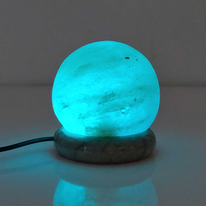 Translation missing: en.USB Colour Changing Salt Himalayan Lamp - Ball Sphere Shape Pink Rock LED Light