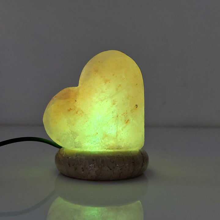 Translation missing: en.USB Colour Changing Salt Himalayan Lamp - Heart Love Shape Pink Rock LED Light