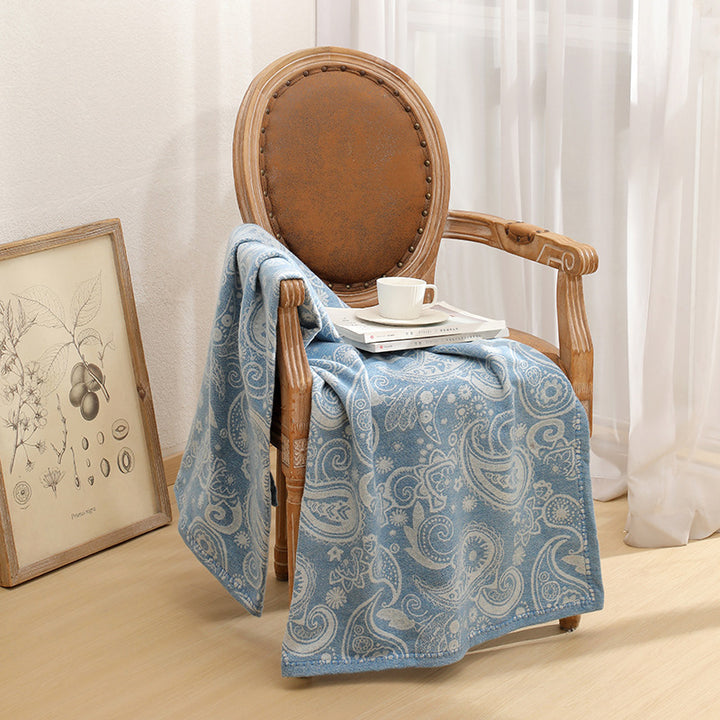 Translation missing: en.Blue Luxurious Paisley Jacquard Throw Blanket - Soft Wool Blend with Tassels, 120x150cm, Lightweight Sofa &amp; Nap Blanket