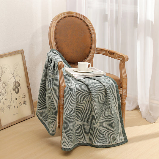 Translation missing: en.Green Luxurious Paisley Jacquard Throw Blanket - Soft Wool Blend with Tassels, 120x150cm, Lightweight Sofa &amp; Nap Blanket