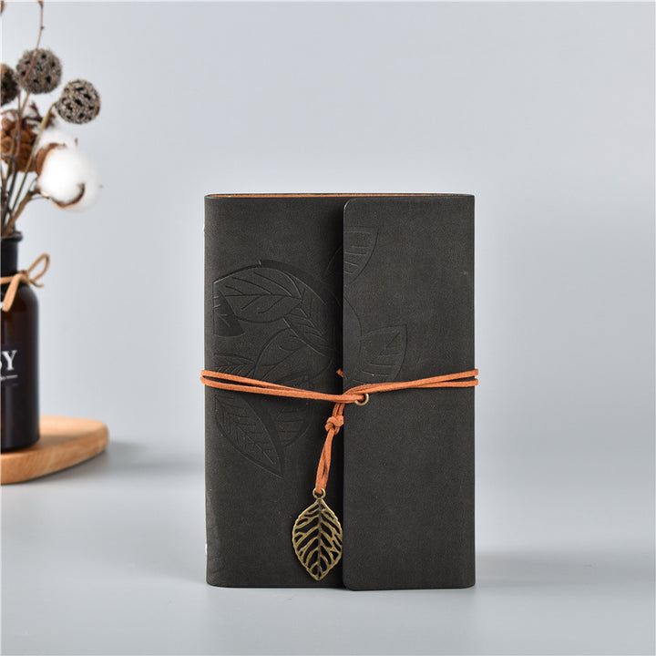 Translation missing: en.2PCS Black Vintage A5 PU Leather Journal with Leaf Charm - Ring Bound Refillable Notebook Set