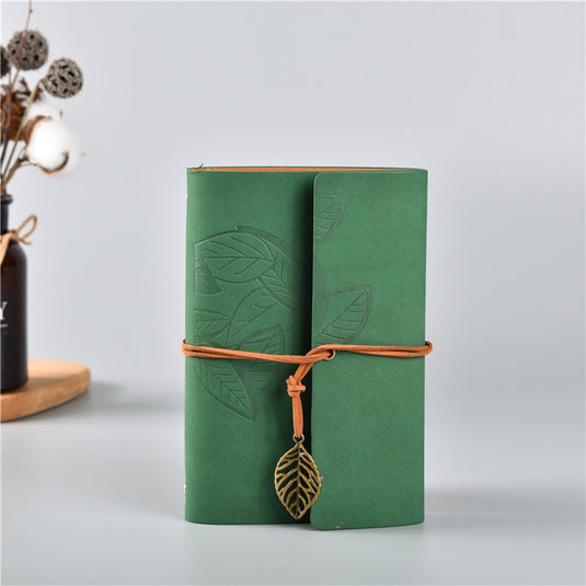 Translation missing: en.2PCS Green Vintage A5 PU Leather Journal with Leaf Charm - Ring Bound Refillable Notebook Set
