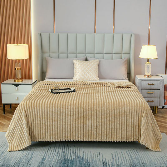 Translation missing: en.150*200cm Light tan Solid Colour Flannel Throw Blanket - Thick Double-Sided Fleece with Ribbed Texture - Soft throw blanket&amp; Lightweight for Sofa, Bed, Office Nap, Air-Conditioned Rooms - Durable, Machine Washable, Non-Shedding